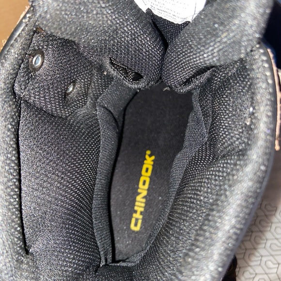 Chinook Men 13 Leather Waterproof Ice Breaker Work Boot #6135-201, Brown/Black - Picture 3 of 7